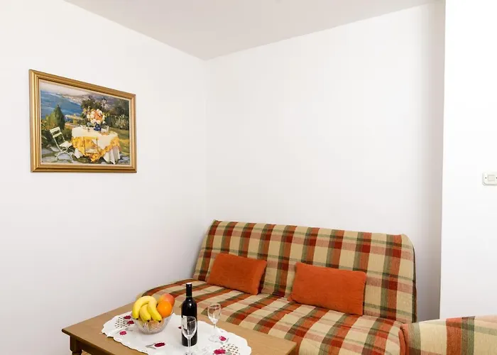 Apartment Amela
